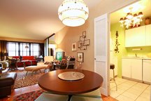 NYC UES Designer Decorator Apt  