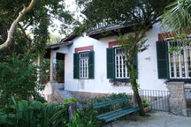 Villa on the top of Santa Teresa 