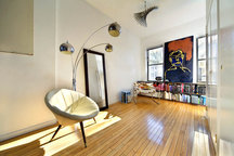 Stunning downtown loft..w. views!