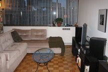 Comfy couch, Centrally located