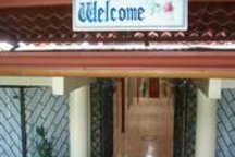 Close to airport - great home base