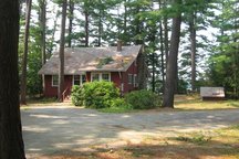 Halcyon House NH - lakeside retreat