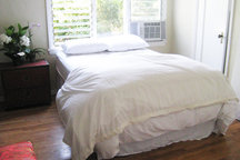 Private Room / Townhouse @ Hip WeHo