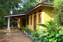 Colonial holiday home near beaches
