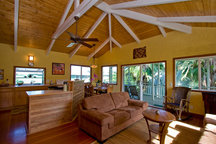 Jade Lily-Luxury Treetop Bungalow! 