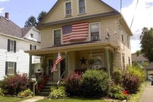 Spare Room / 2 Story Family Home