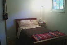 small room near downtown & cornell