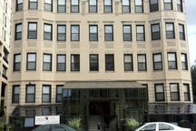 Modern 1BR by Harvard & Central