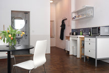 Location Location; garden house apt