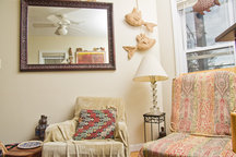 connected ,centrally located pad