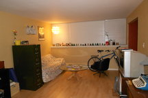  Seattle Studio Great Location