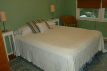WOW-WHAT A PRICE! PRIVATE APARTMENT