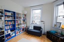 Sunny bedroom near Yale/downtown