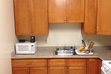Simple, spacious Mission 1br apt