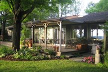 Sunny 3br Home in Cayuga Heights