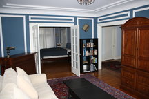Huge Apt close to all the sights!