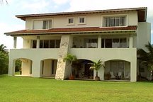 La Isla Residential condominium