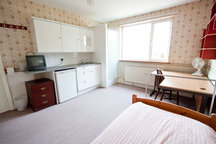 Room for upto 4ppl -25min 2 central