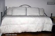 REALLY Comfy Sealy Posturepedic Bed