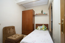 2 bed + breakfast + WIFI at beach