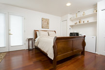 Private Guest Studio- Phinney Ridge