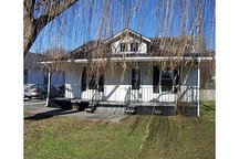 Cozy & Five minutes from Downtown