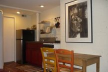 Lovely Berkeley Hills Garden Flat