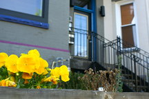 Quiet 2 Bedrm Condo close to Metro