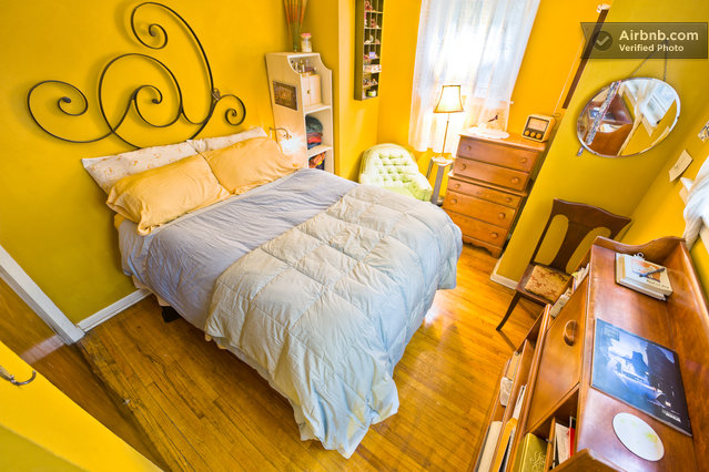 Cozy near Convention Center - Bedroom View 3
