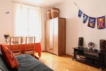 Central Geneva flat for 1-4 people.