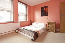 June DEAL 20% Off Cosy London Pad!
