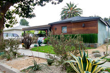 Beaut. Modern Home in Great Loc.!