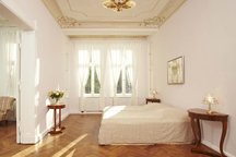 Stylish sunny art nouveau 4BDR