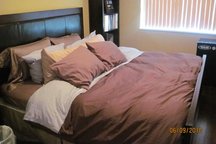 CLEAN 1BR APT LOWER LONSDALE
