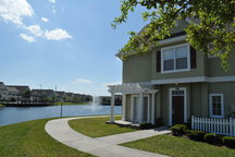 4 BED TOWN HOME 6 MILES FROM DISNEY