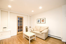 Cozy 1 Bedroom Garden Apt 
