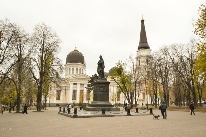 Vé máy bay đi Odessa Central