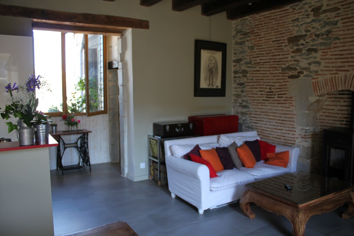 Apt atypique au calme, centre