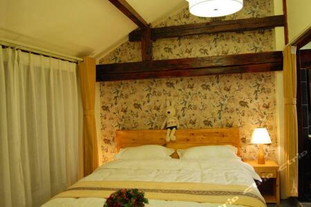 大理七木小栈 落地玻璃老木屋 - Dali - Villa