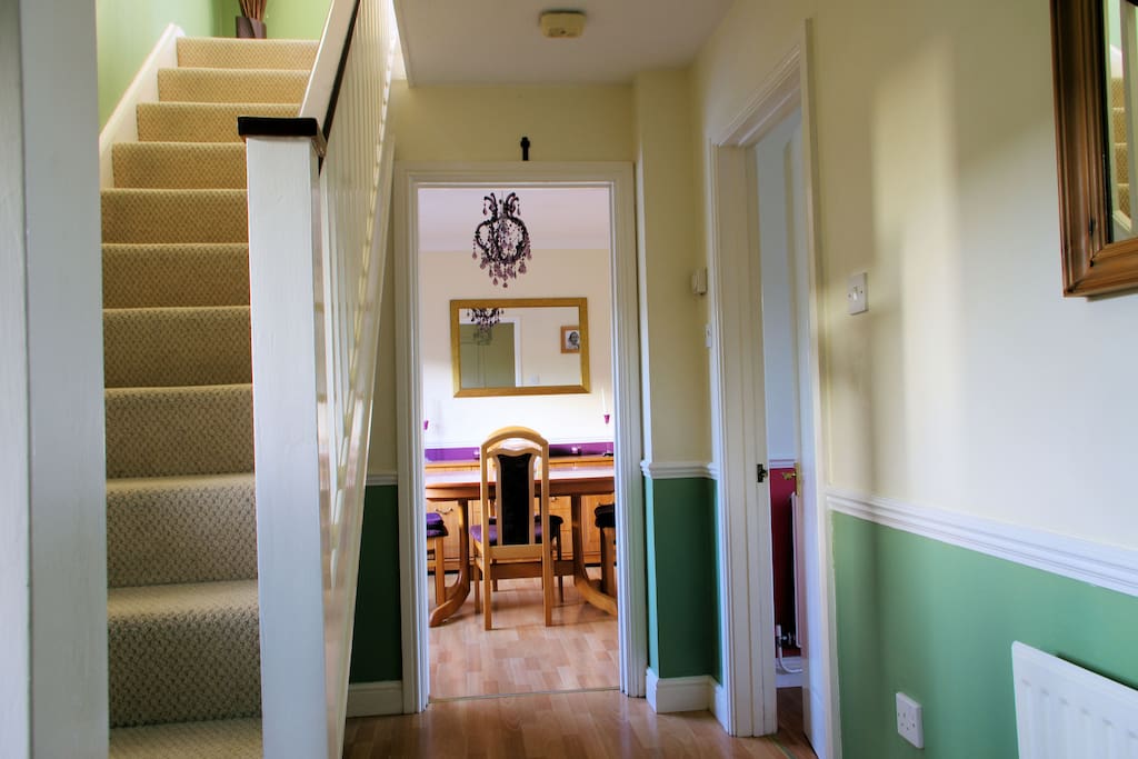 GATEWAY TO THE COTSWOLDS. Houses for Rent in Highworth