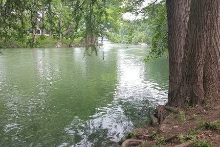 ... NEW" Group - Putting the NEW in New Braunfels (New Braunfels, TX