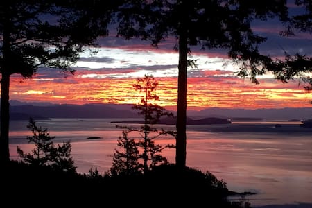 Two story with incredible oceanview