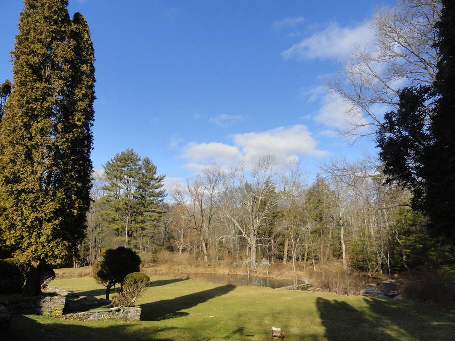 ..broad views towards the stream