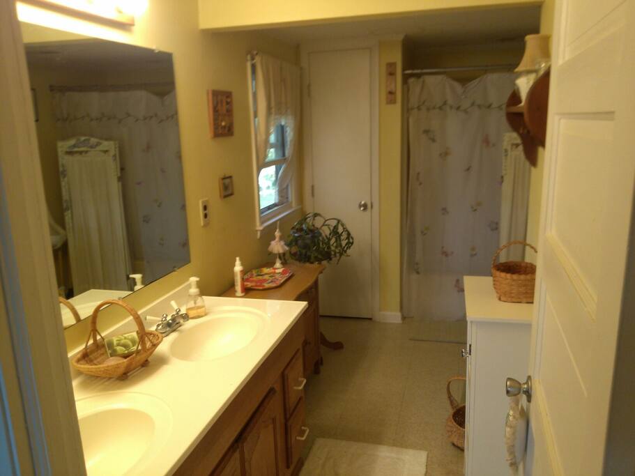 harkers island chat rooms 9 chattawka dr, havelock, nc is a 1215 sq ft 3 bed, 125 bath home sold in havelock, north carolina. harkers island chat rooms 9 chattawka dr, havelock, nc is a 1215 sq ft 3 bed, 125 bath home sold in havelock, north carolina.