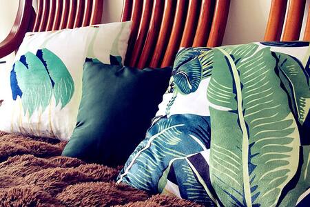 A Sunny Room Full Of Forest - Departamento