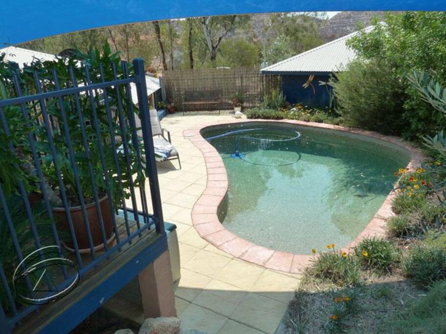 alice springs chat rooms That meeting was called off by h who then arranged for tiffany to fly to alice springs to meet him to spend the queensland police stings in online chat rooms. alice springs chat rooms That meeting was called off by h who then arranged for tiffany to fly to alice springs to meet him to spend the queensland police stings in online chat rooms.