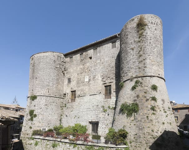 The Castle of Ronciglione - Castle