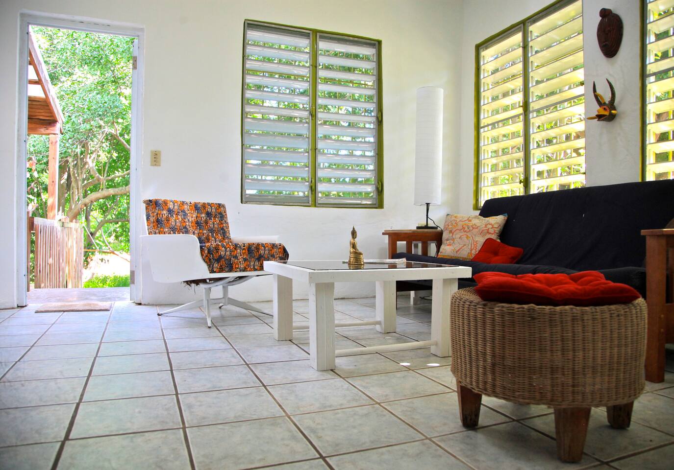 BEST LOCATION in VIEQUES casa mangó Houses for Rent in Esperanza