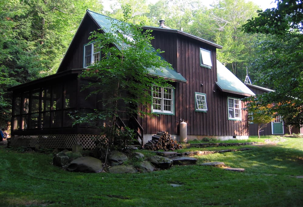 Doh-Ray Cabin – rear.