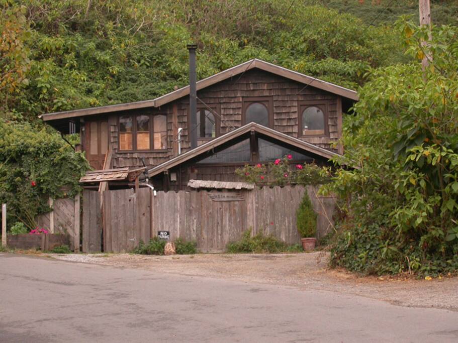 "Just A Minit" Bolinas Cottage Houses for Rent in Bolinas
